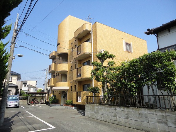 外観 | ウオタス有田